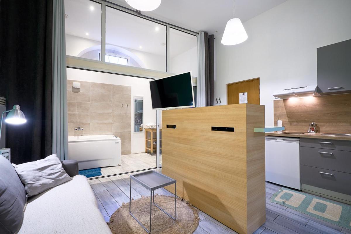 Wellkhome Appartements & Services Bordeaux Bagian luar foto
